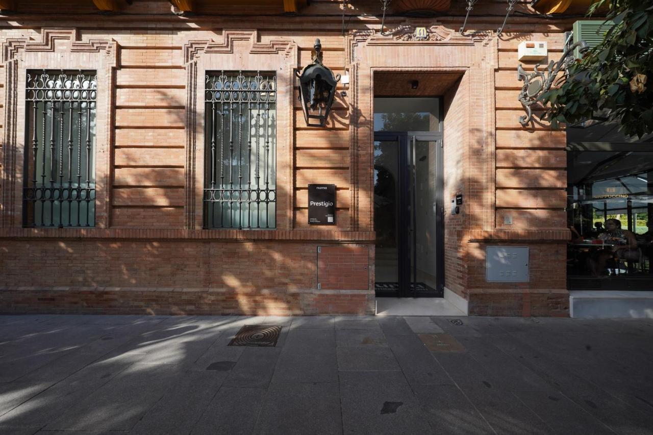 numa I Prestigio Apartments Siviglia Esterno foto