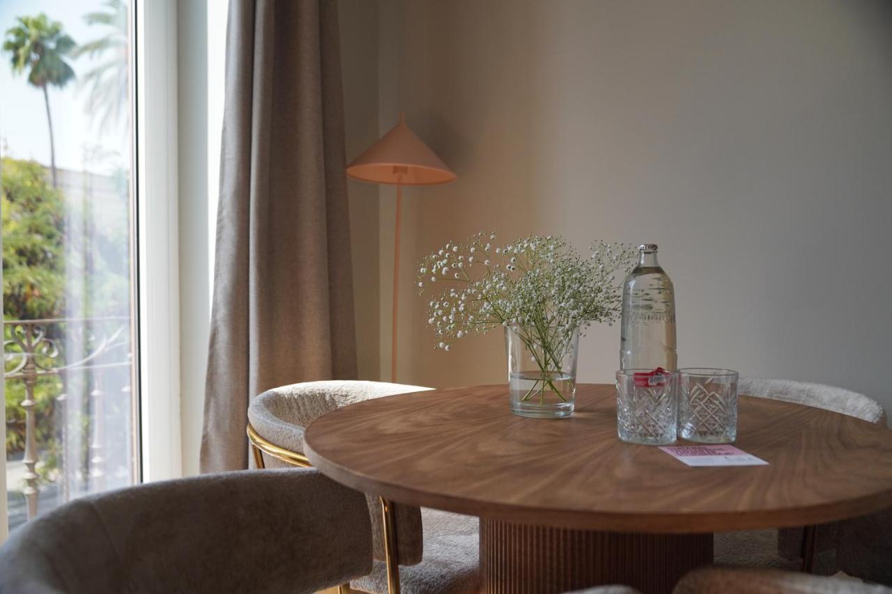numa I Prestigio Apartments Siviglia Esterno foto